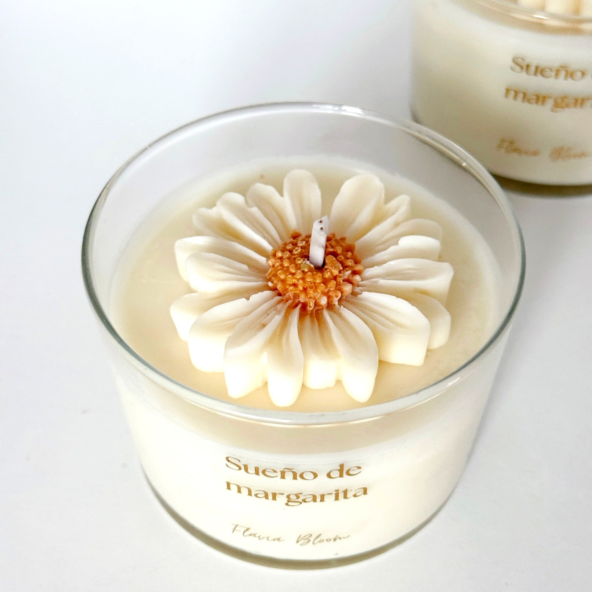 Vela aromática floral artesanal con cera vegetal