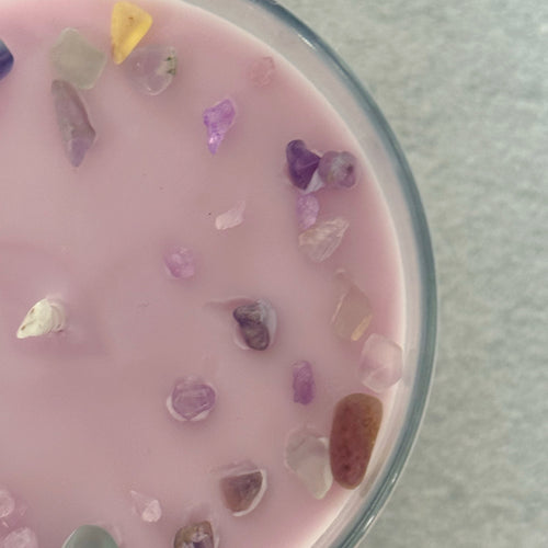 Vela de soja Calma Serena color malva con aroma suave y relajante